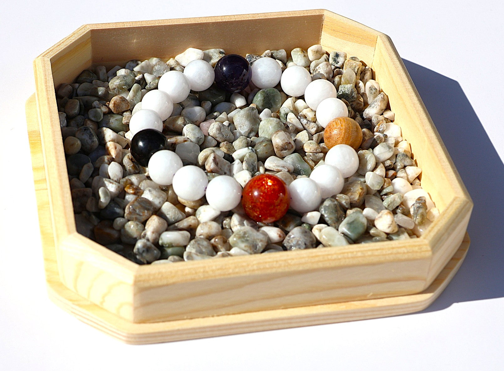 おいせ石のさざれ台座セット（約120g） – ギャル霊媒師 飯塚唯のお守り